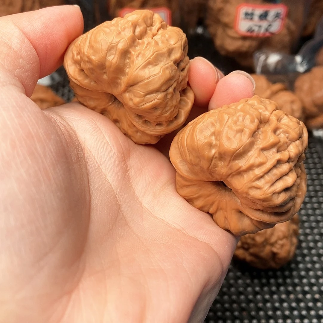 文玩核桃吊坠赵***烦蛤蟆头核桃42