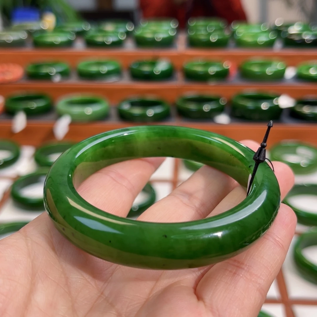 未镶嵌手镯和田玉（碧玉）