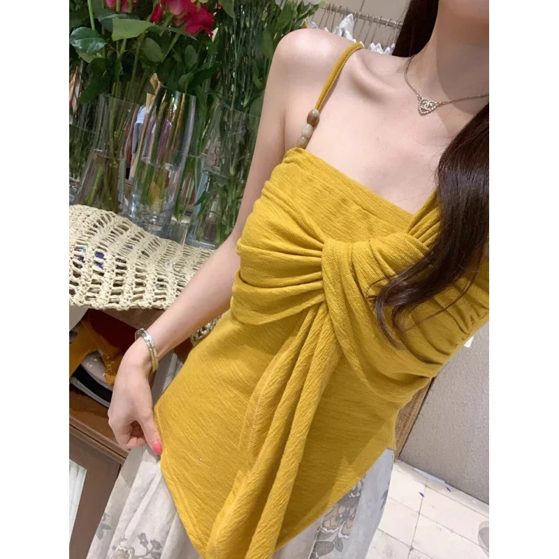 2025新款黄色扭结吊带背心女设计感小众夏季穿搭外穿独特无袖上衣