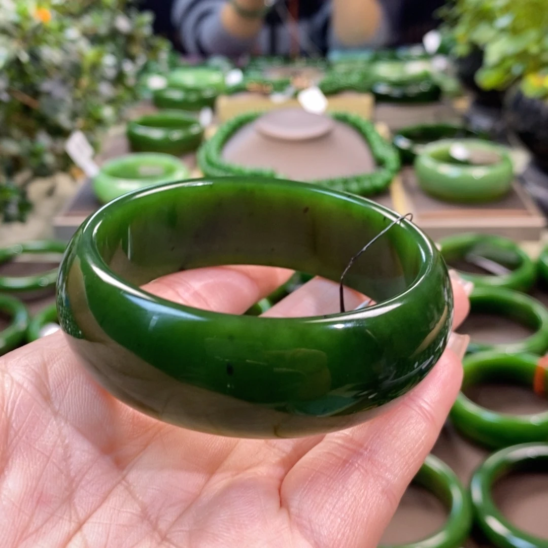 和田玉（碧玉）手镯未镶嵌