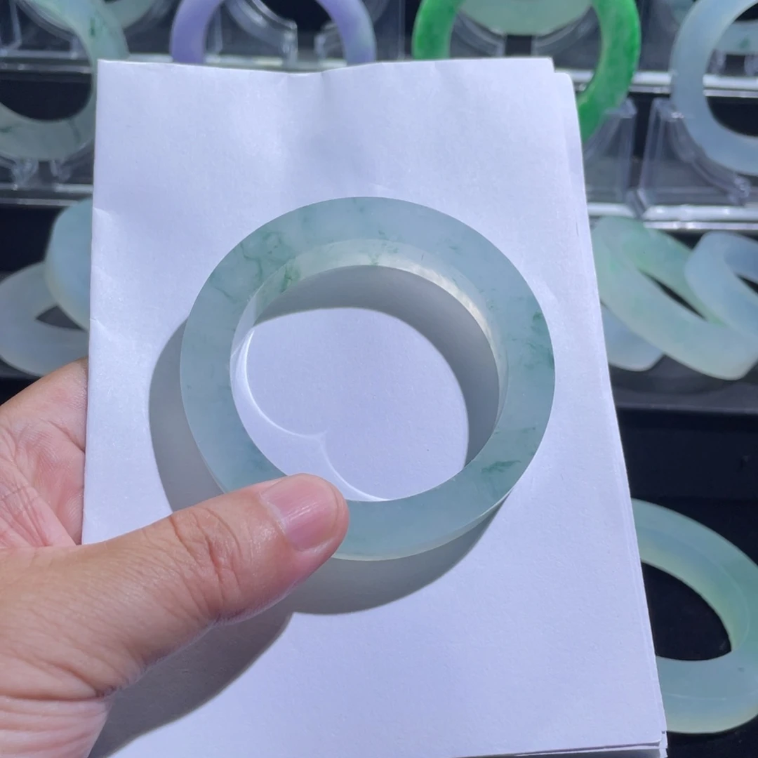 翡翠手镯未镶嵌纯天然缅甸翡翠手镯