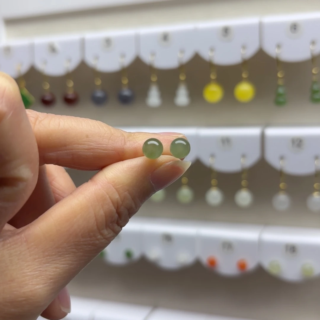 和田玉银S925镶嵌耳饰6mm