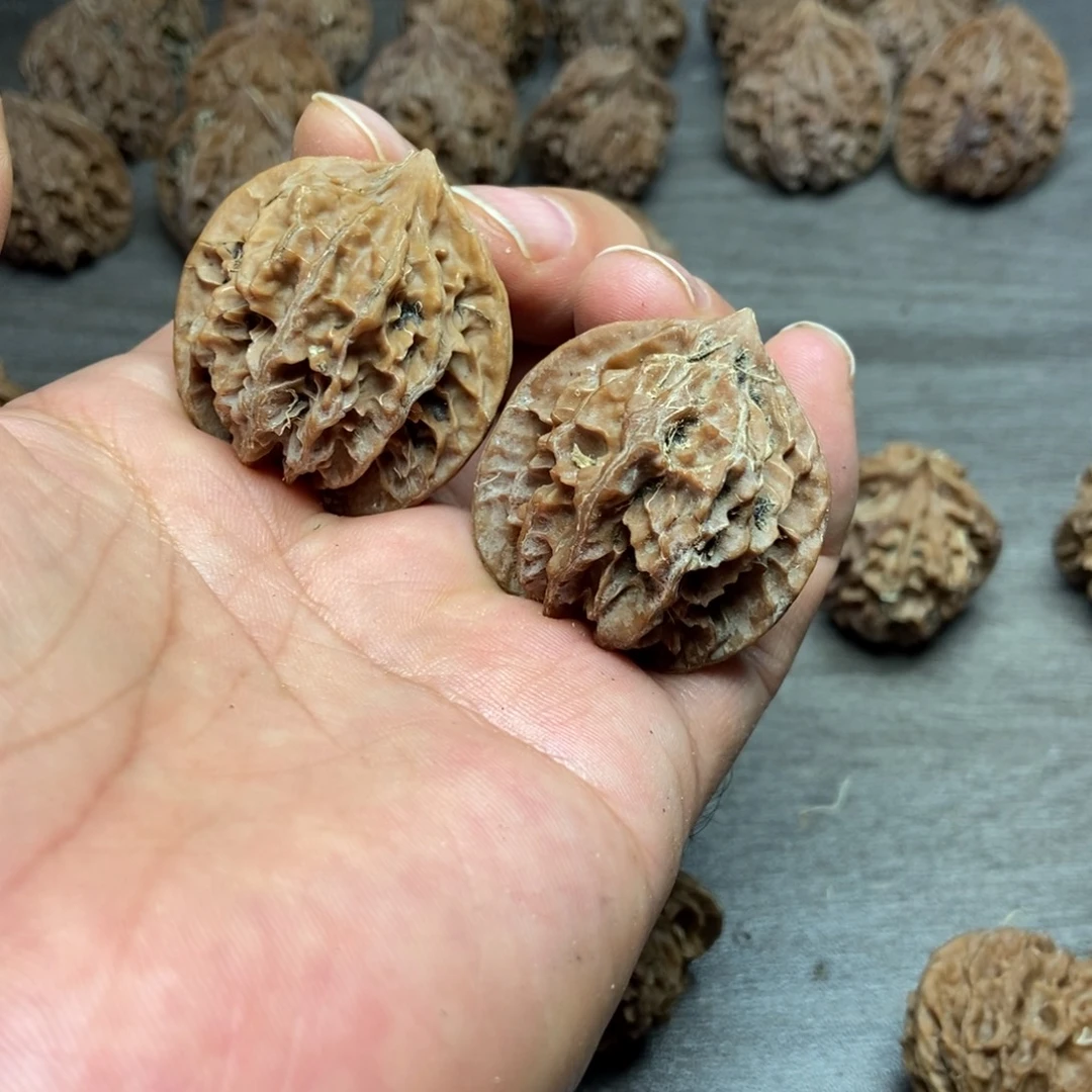 老***K文玩核桃把件野麻36尺