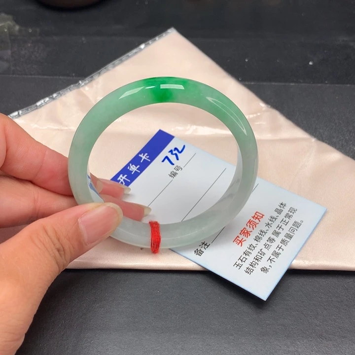 拍哪个发哪个732