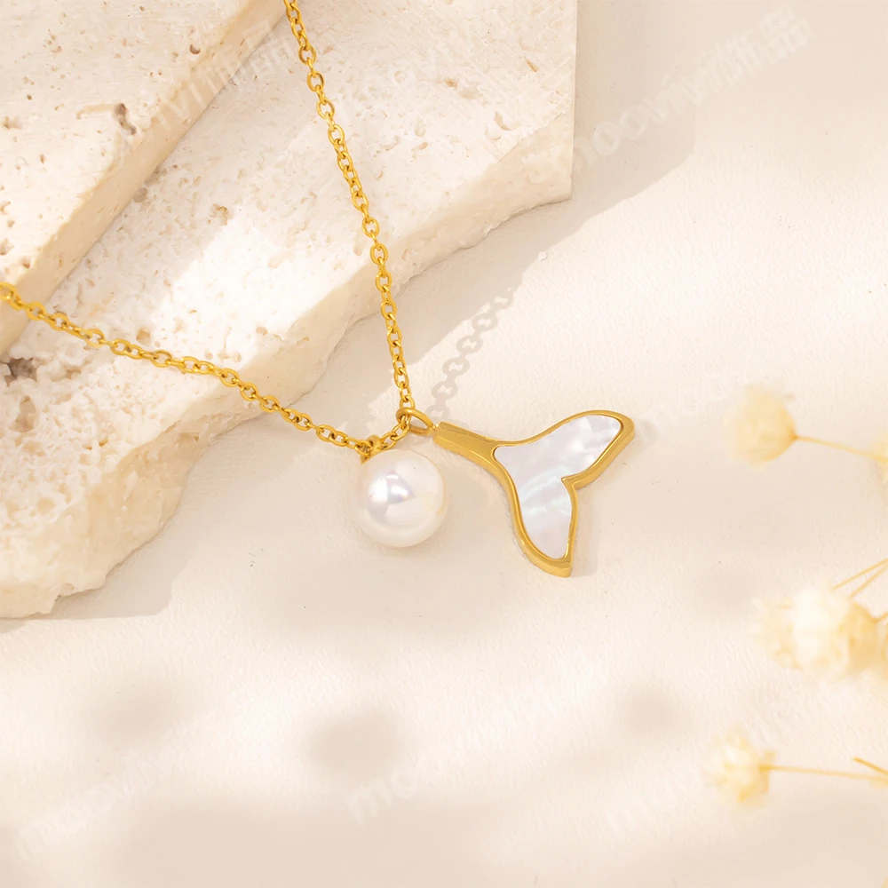 钛钢吊坠 跨境热销高级感锁骨链 法式鱼尾珍珠吊坠钛钢项链女N165