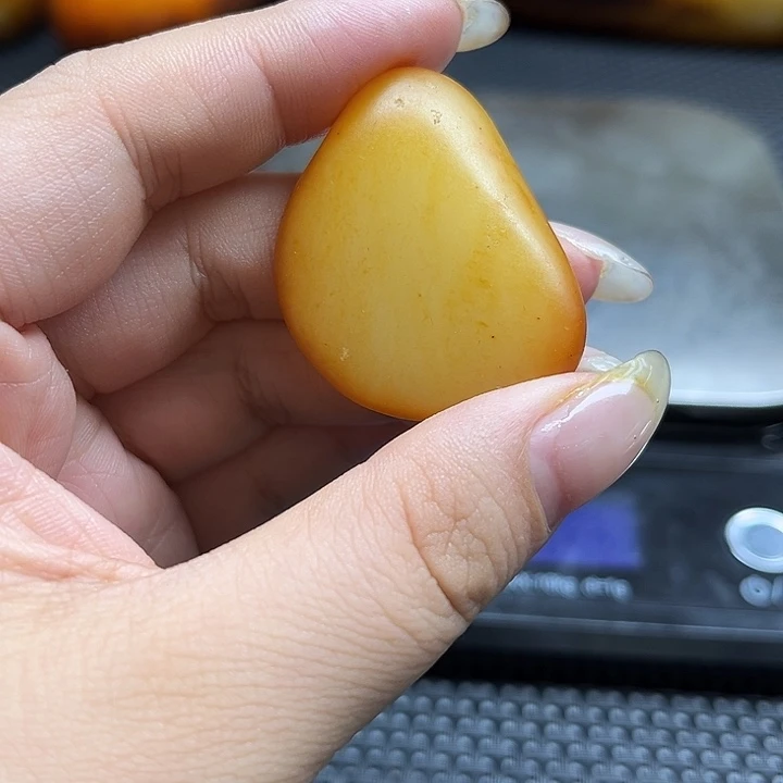 和田玉（糖玉）未镶嵌挂件