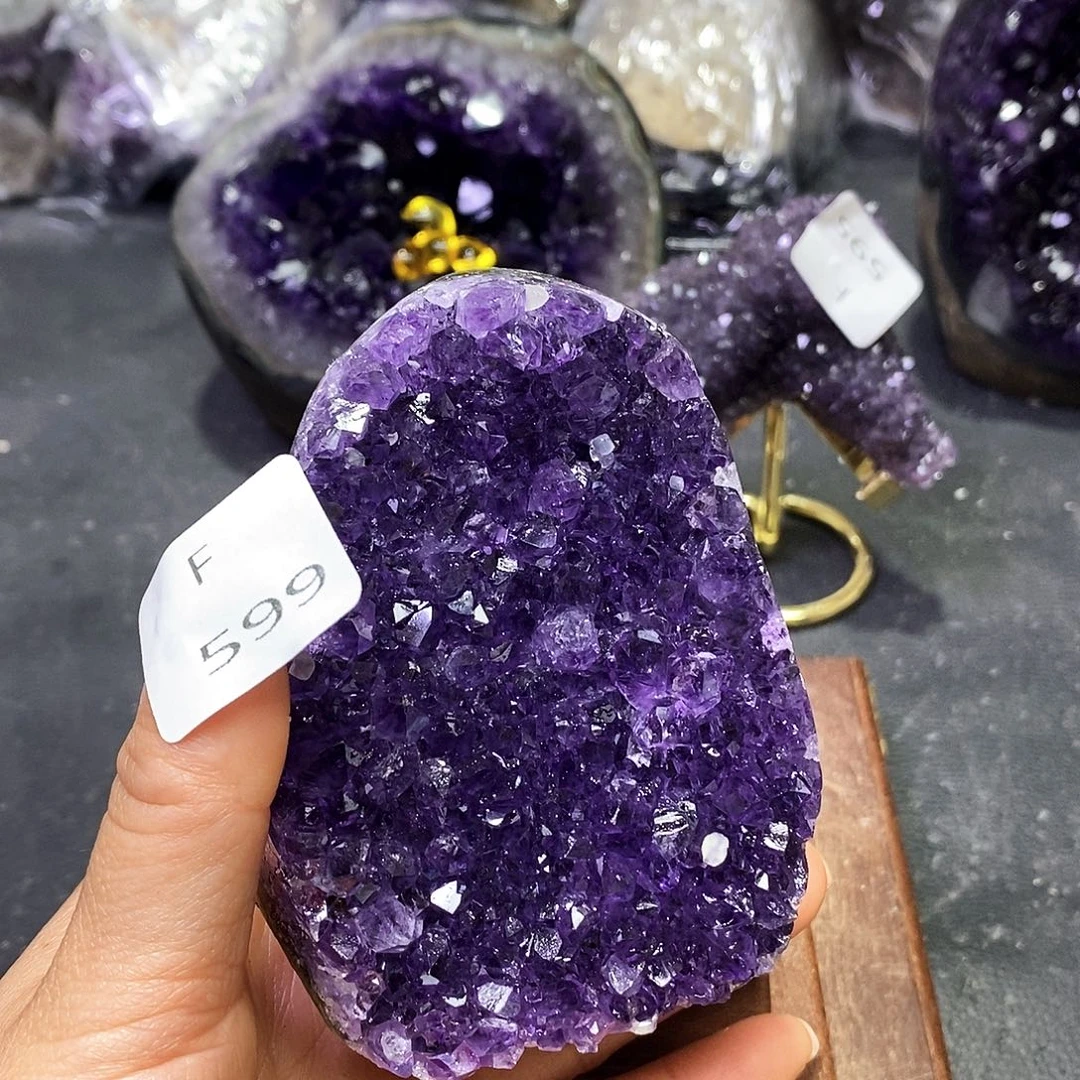 水晶大型摆件（非配饰）未镶嵌