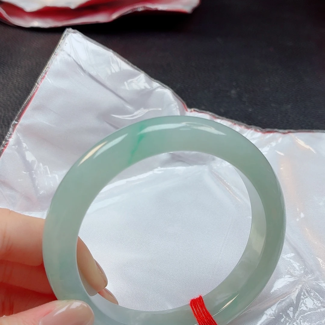 翡翠未镶嵌手镯58