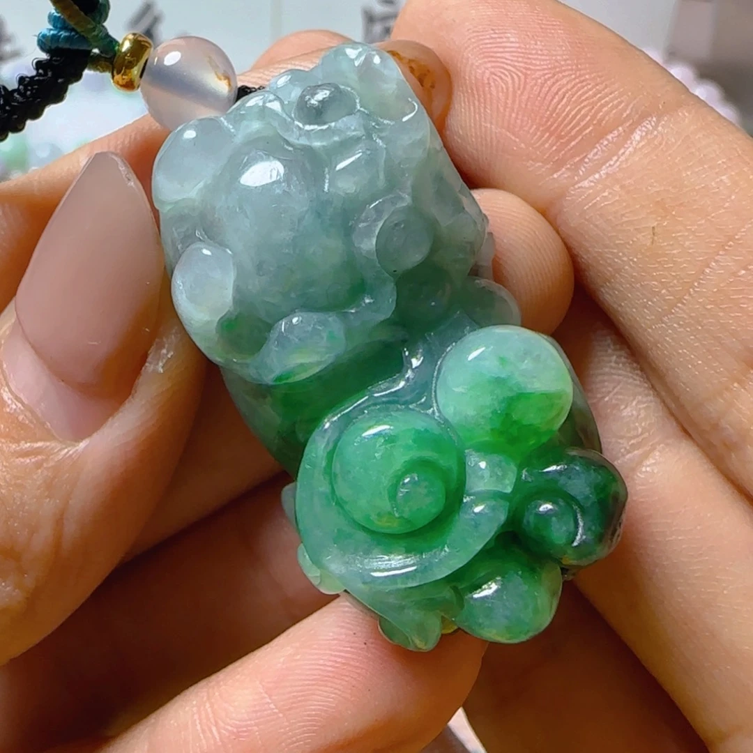 翡翠未镶嵌颈饰翡翠260