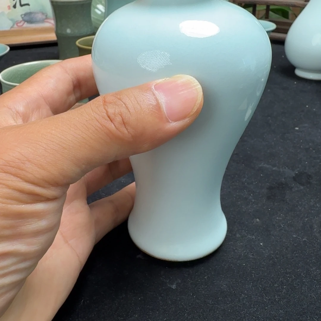 其他汝瓷月白小梅瓶