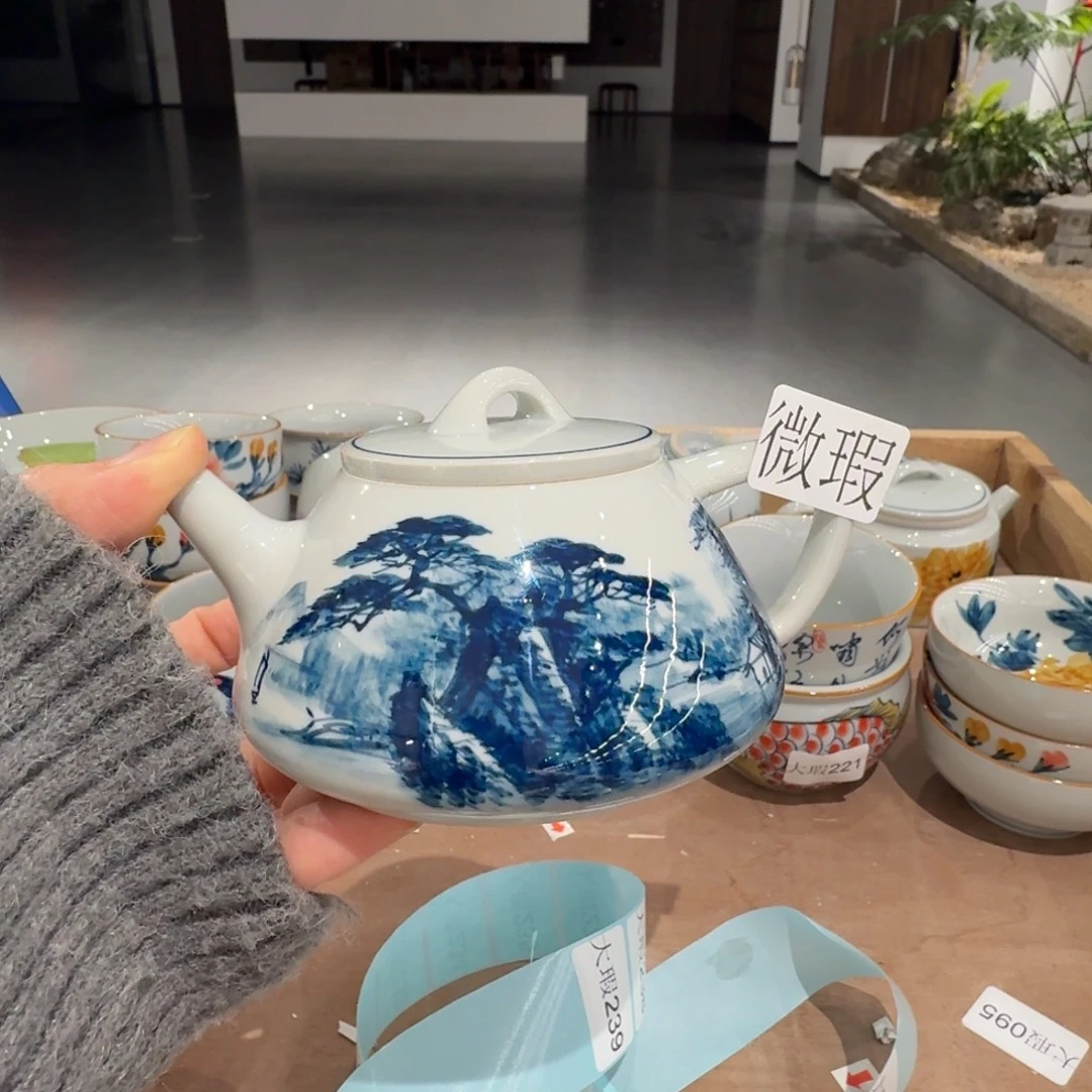 釉下手绘茶具微瑕