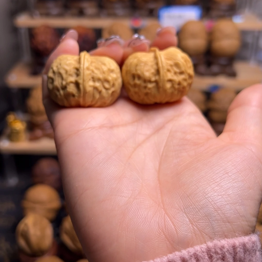 把件桃核贵妃枕H36、35尺