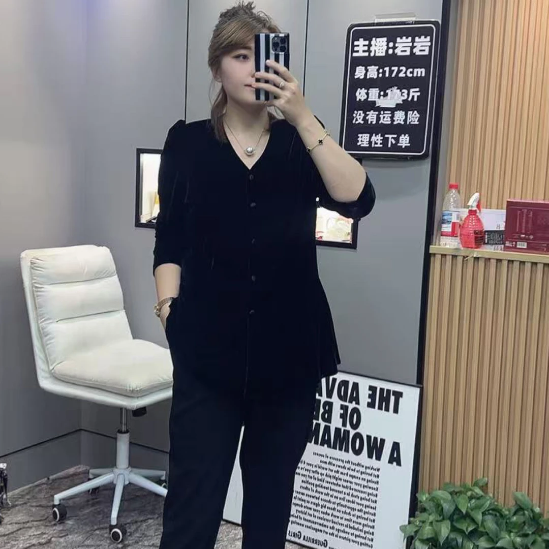 岩岩家秋季丝绒v领女上衣2129