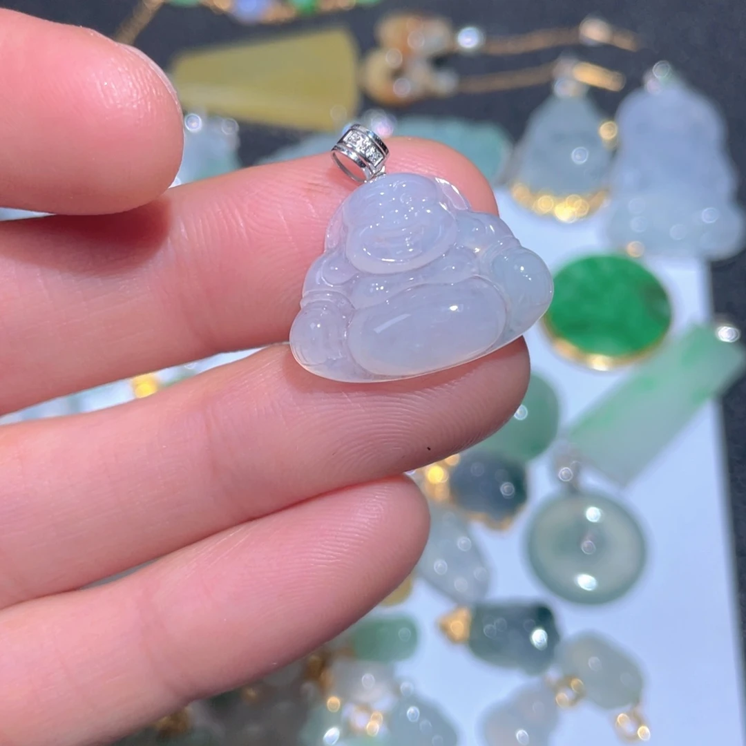 翡翠颈饰18K金镶嵌翡翠