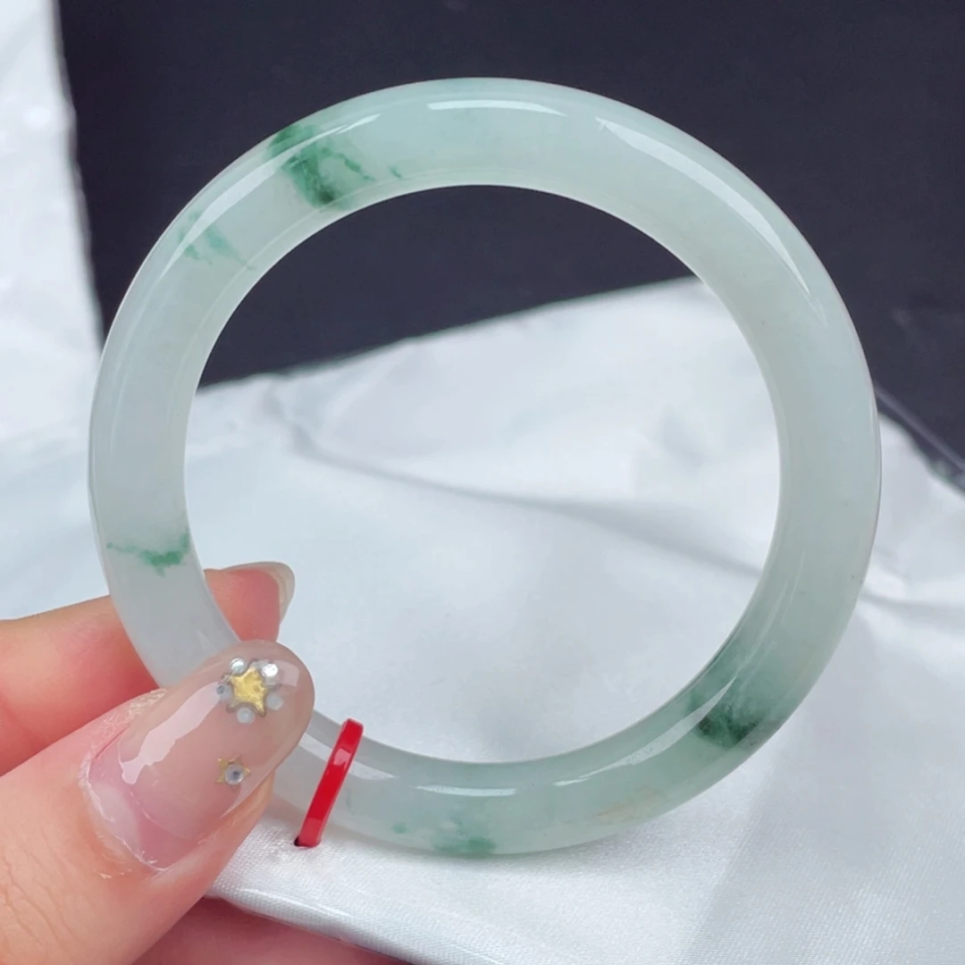 翡翠手镯未镶嵌51圆条