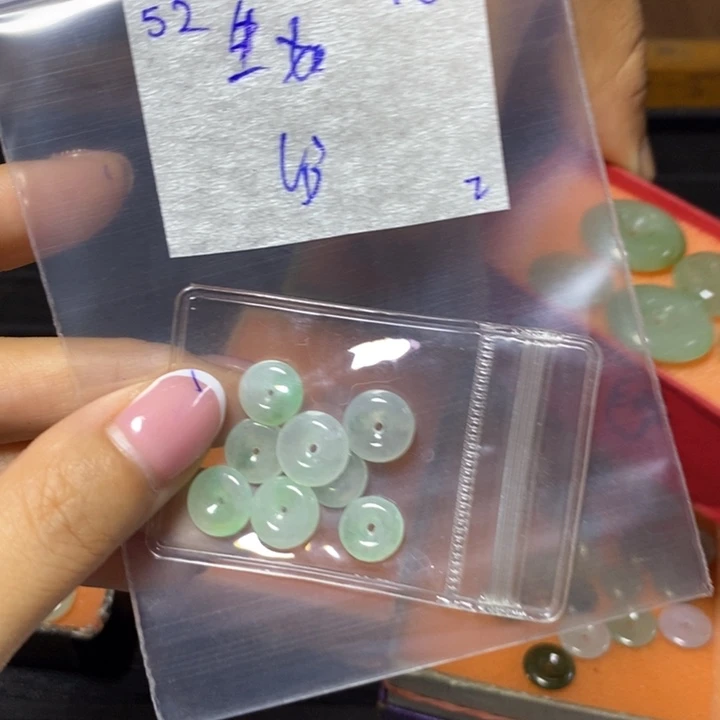 生***花定制翡翠未镶嵌不退