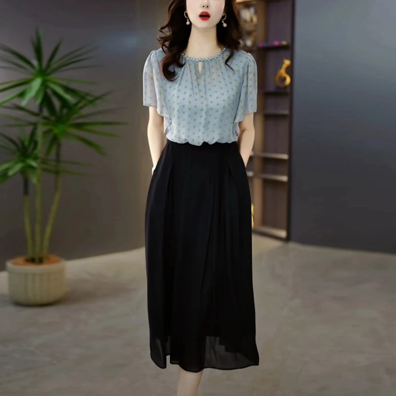 2025夏季新款轻奢气质夏季短袖裙子女高级感洋气收腰显瘦连衣裙