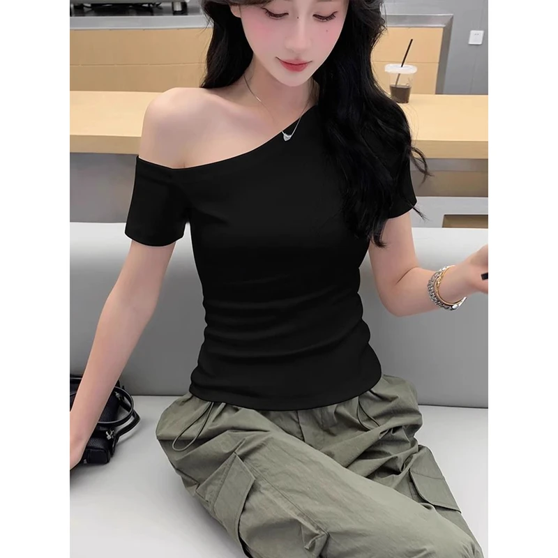 2025年夏季新款短袖T恤女纯欲露肩修身显瘦气质性感斜肩打底上衣