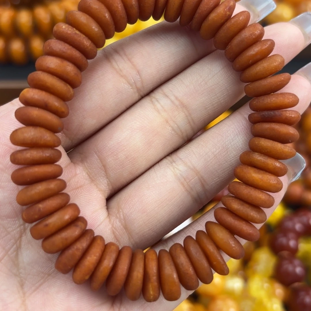 未镶嵌颈饰琥珀蜜蜡