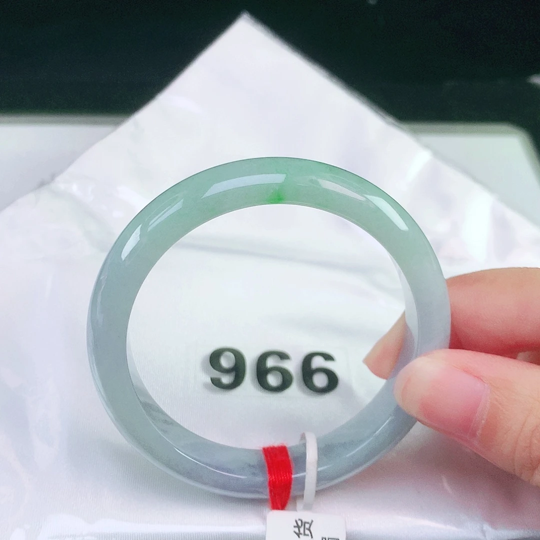 未镶嵌手镯翡翠53