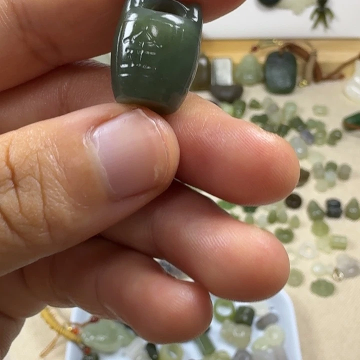 和田玉未镶嵌包链