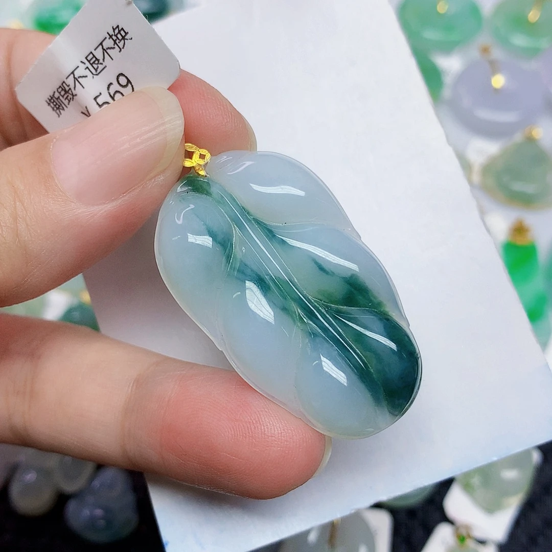 翡翠18K金镶嵌颈饰4667886