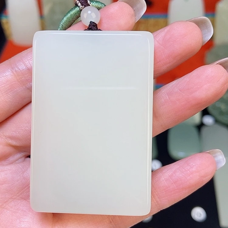 【闪购商品】颈饰未镶嵌和田玉