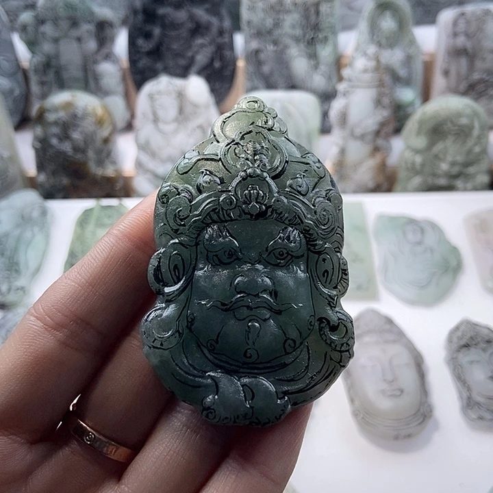 定制翡翠未镶嵌吊坠