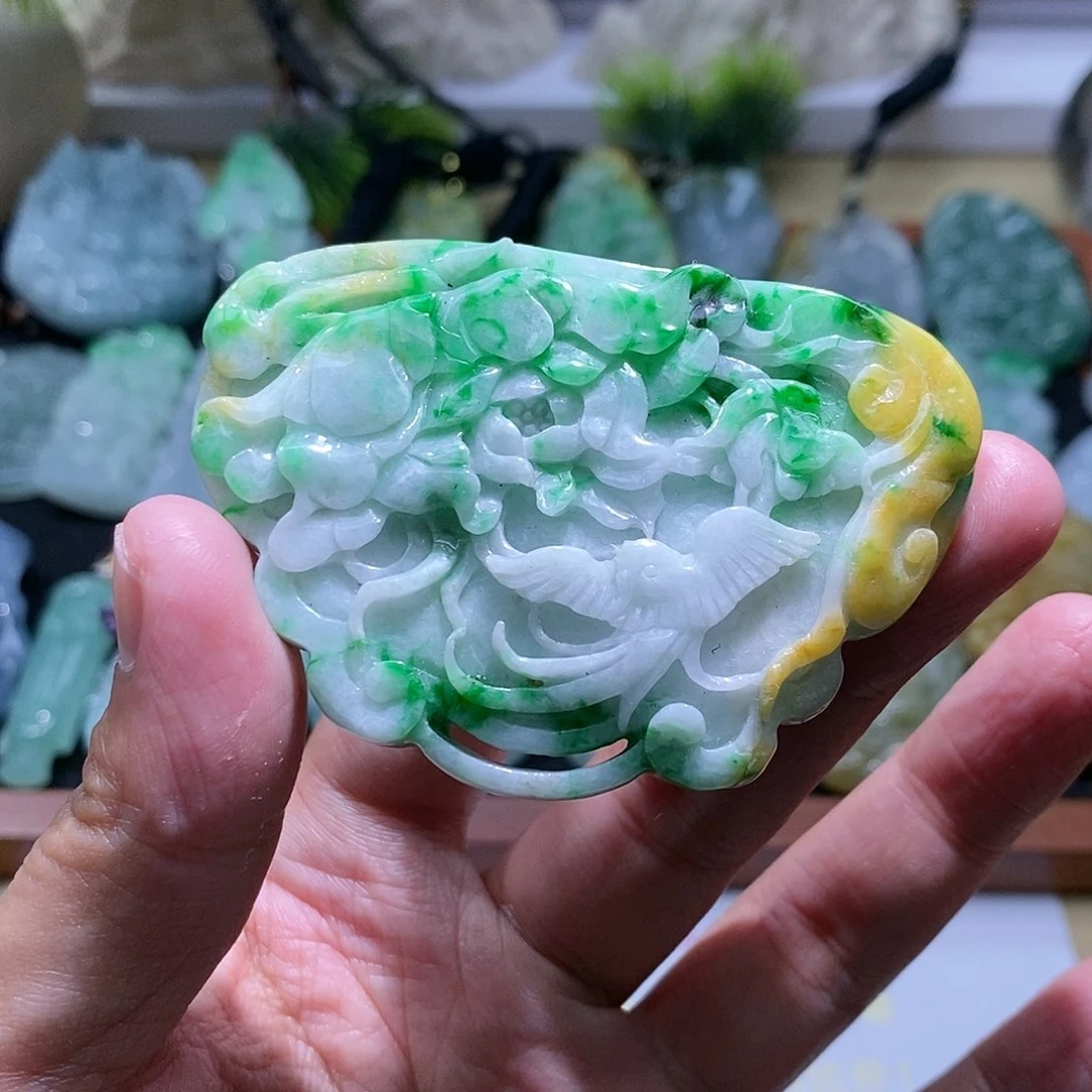 【闪购商品】翡翠颈饰未镶嵌锁