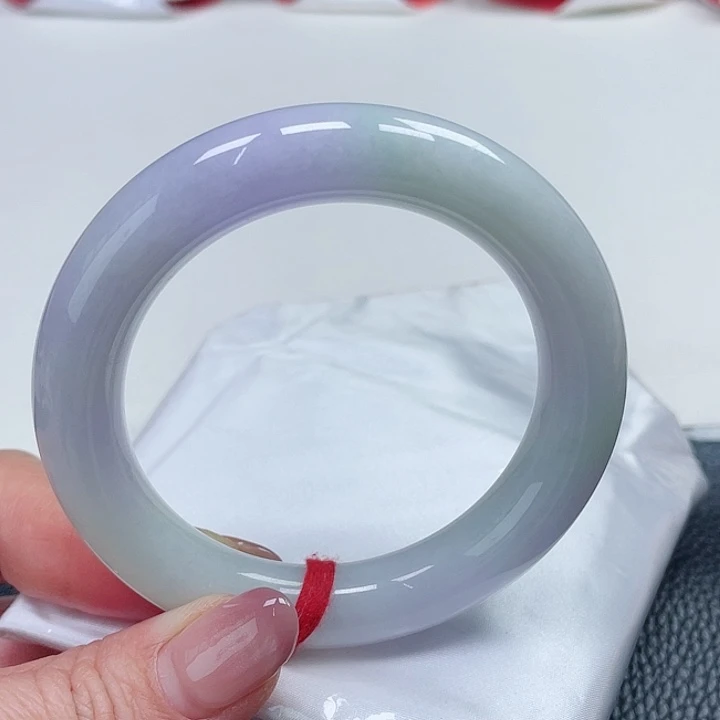 翡翠手镯(圆镯)未镶嵌