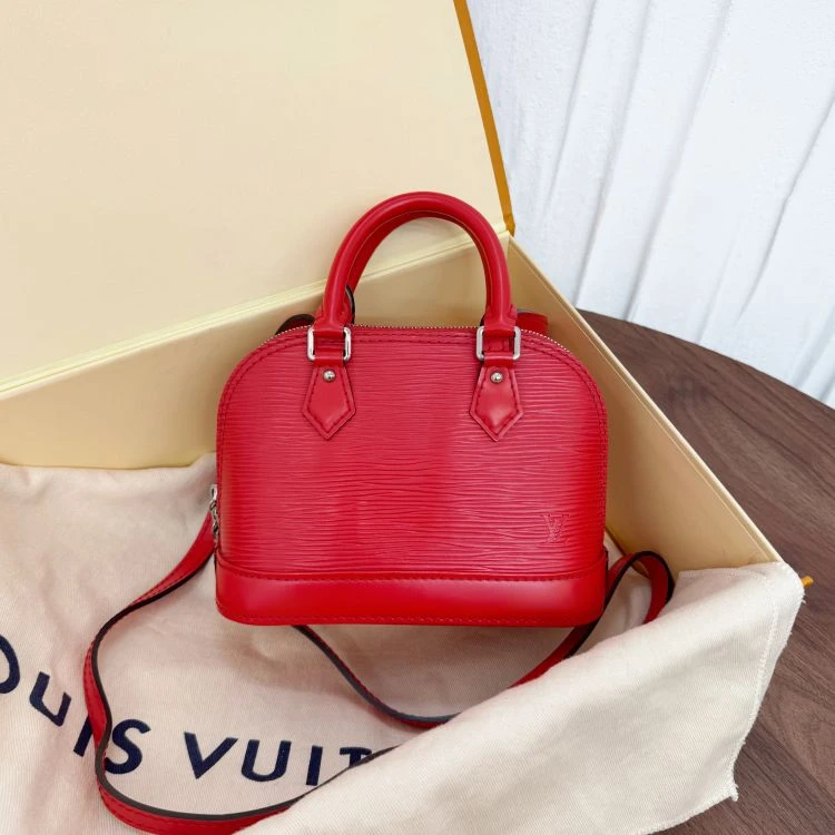 95新/路易威登/C6849724061/[MQR1212B0012]