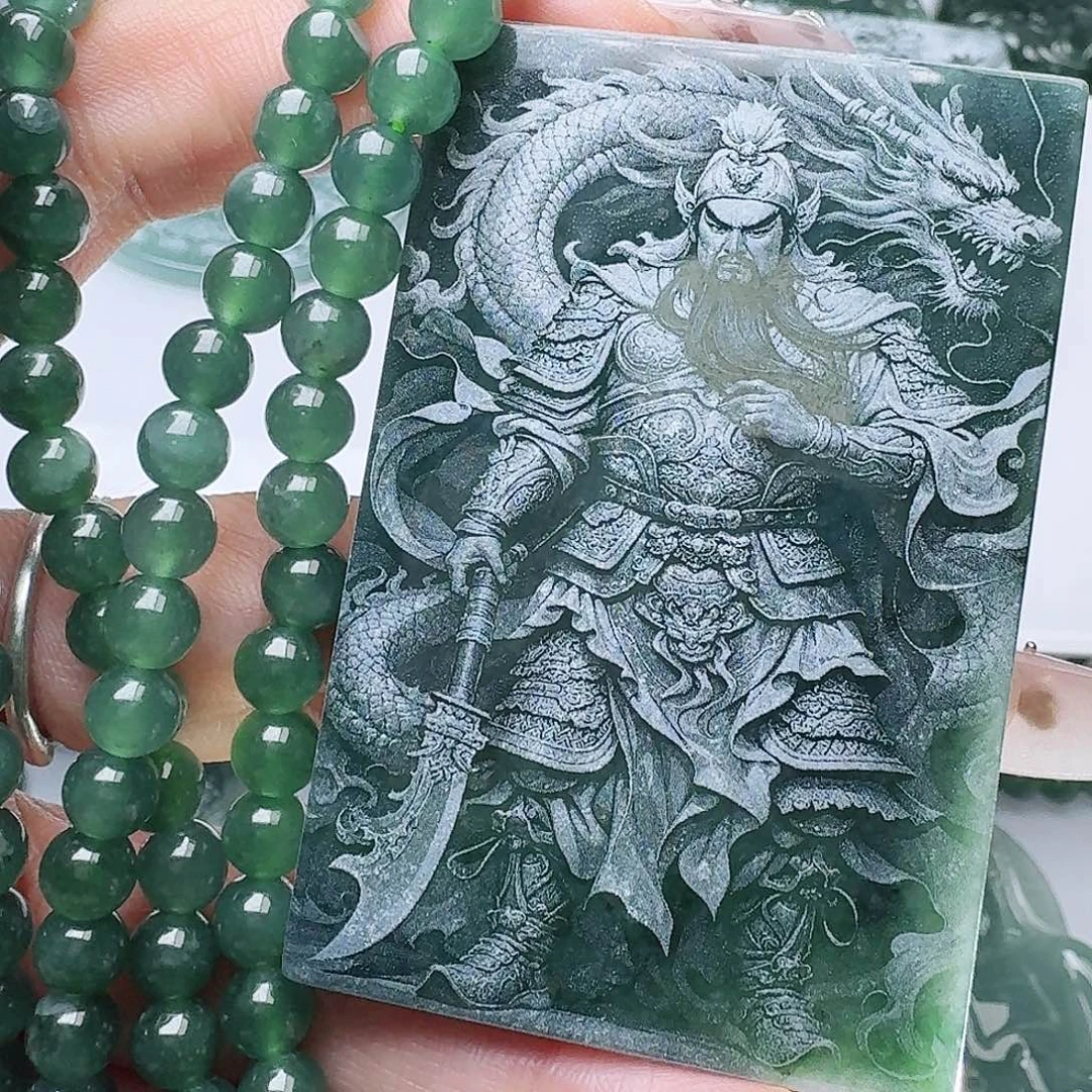 翡翠未镶嵌颈饰11