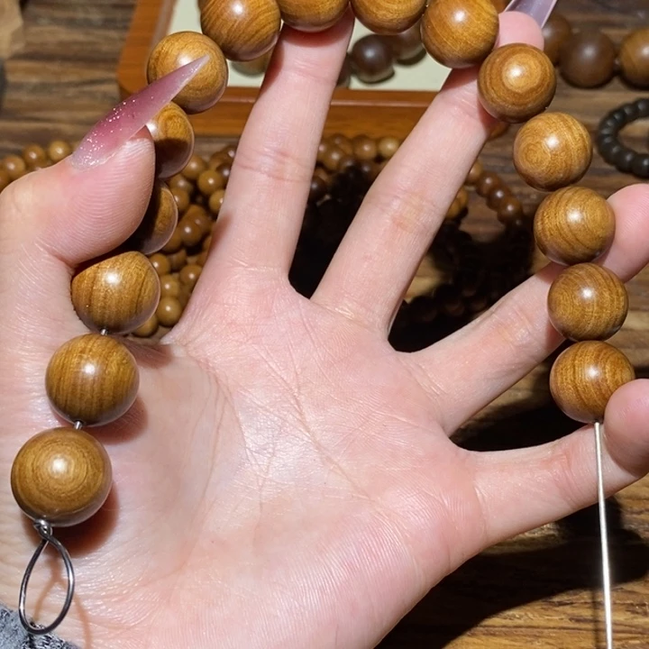 檀香木M**林原木原色原味奶香1.5顺纹