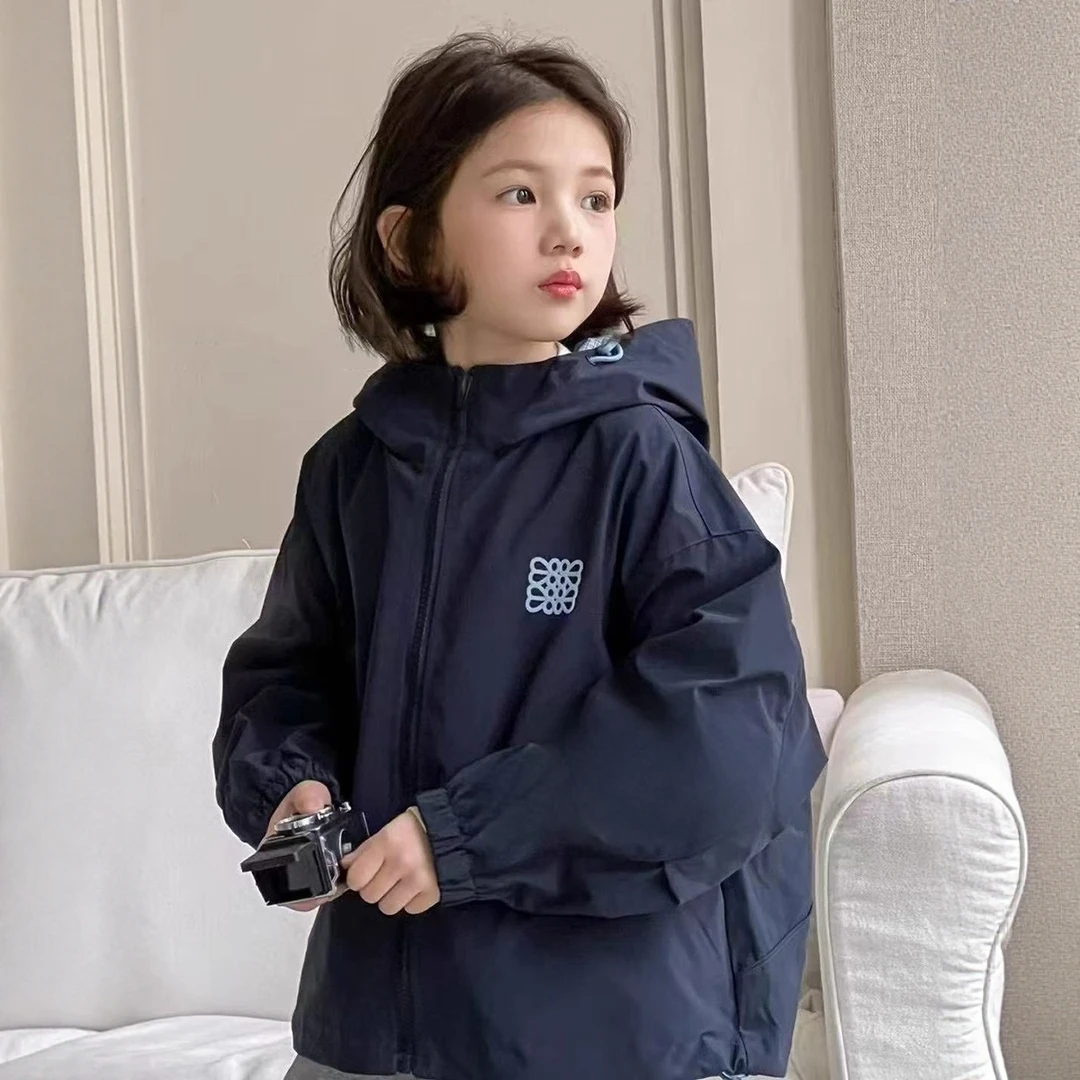 女童春秋外套儿童韩版新款秋装洋气连帽冲锋衣中大童秋季风衣夹克