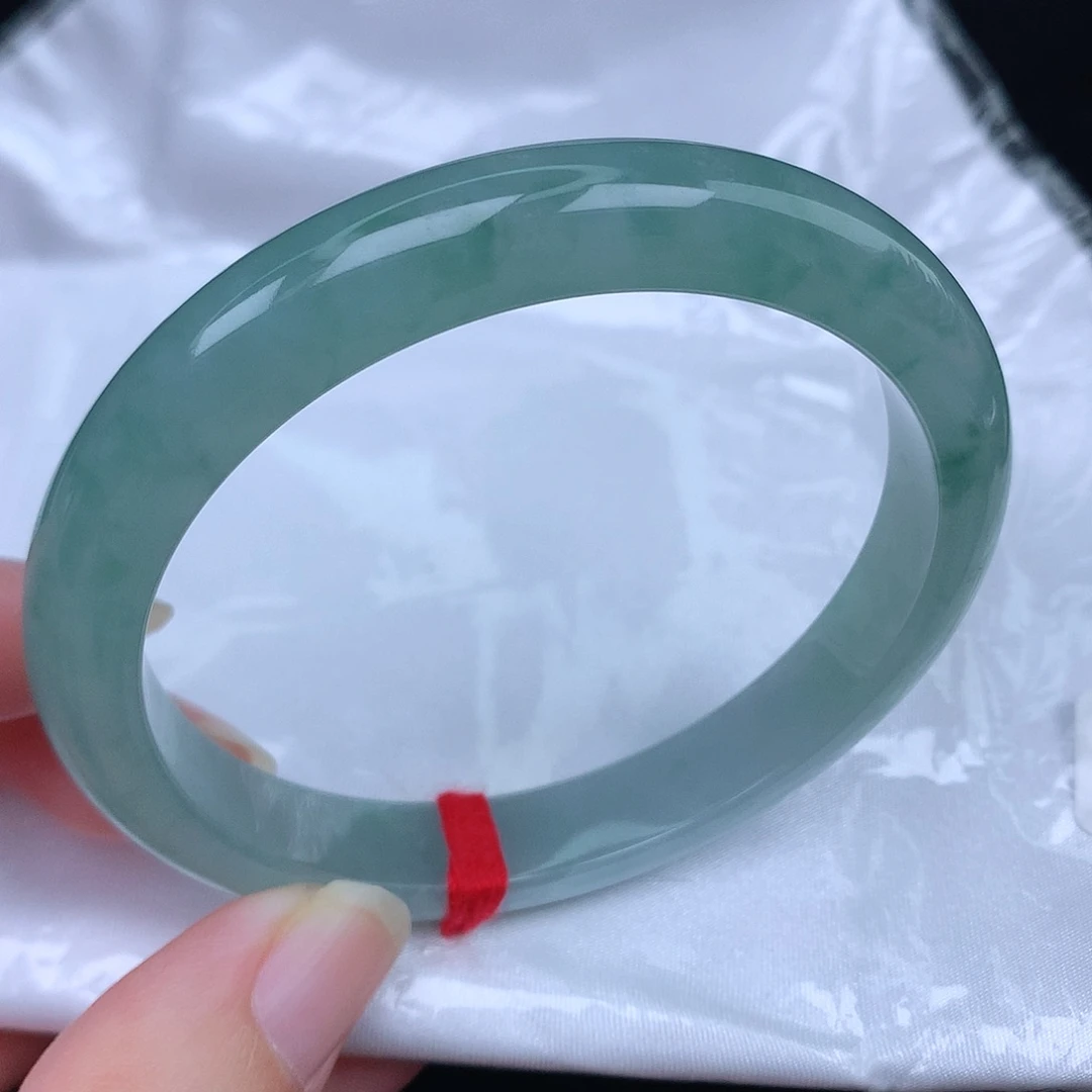 未镶嵌手镯翡翠天然