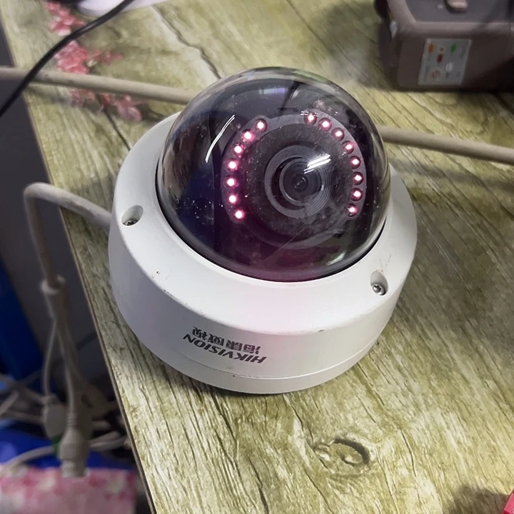 8新海康防爆半球好好好400w 2.8 poe