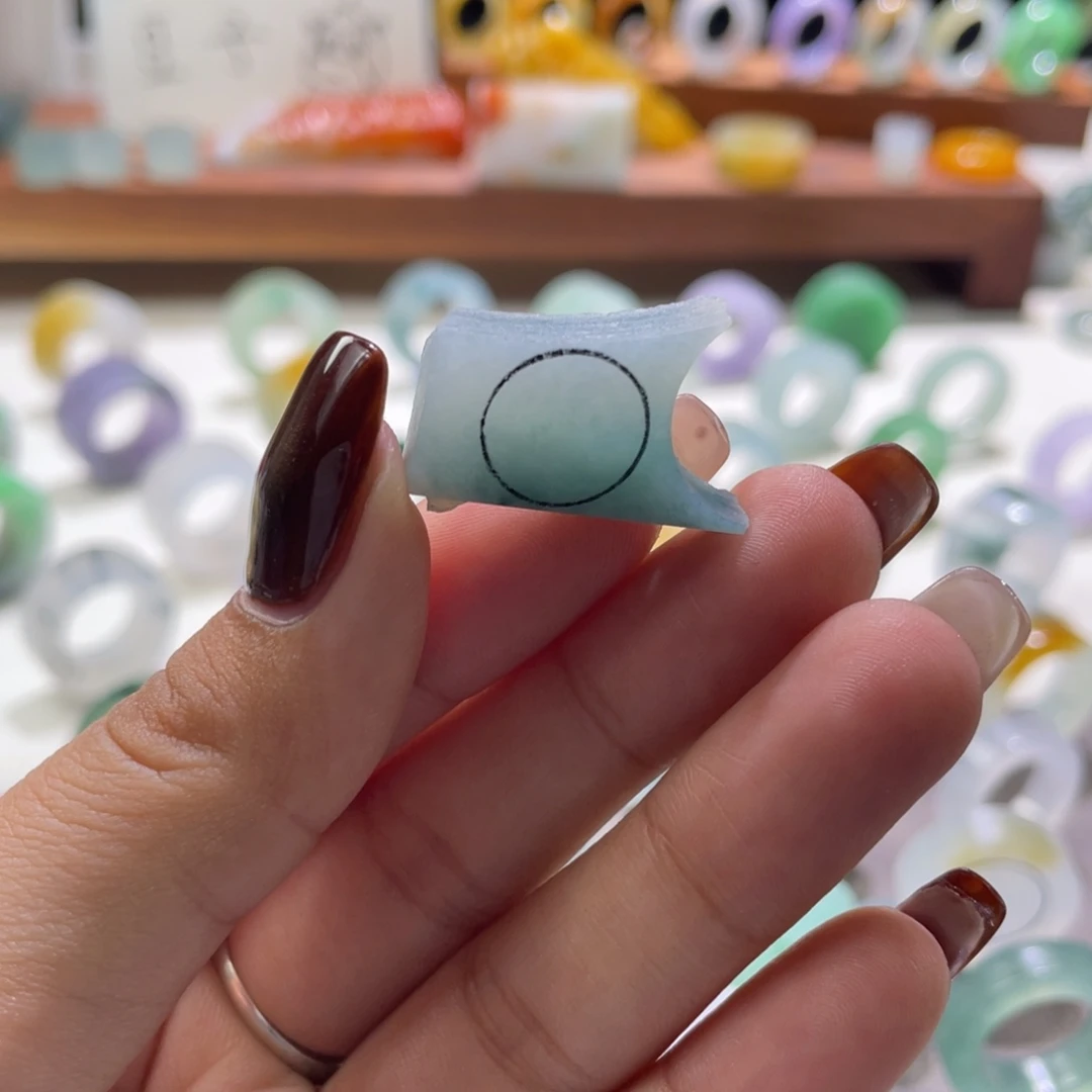 定制翡翠未镶嵌翡翠