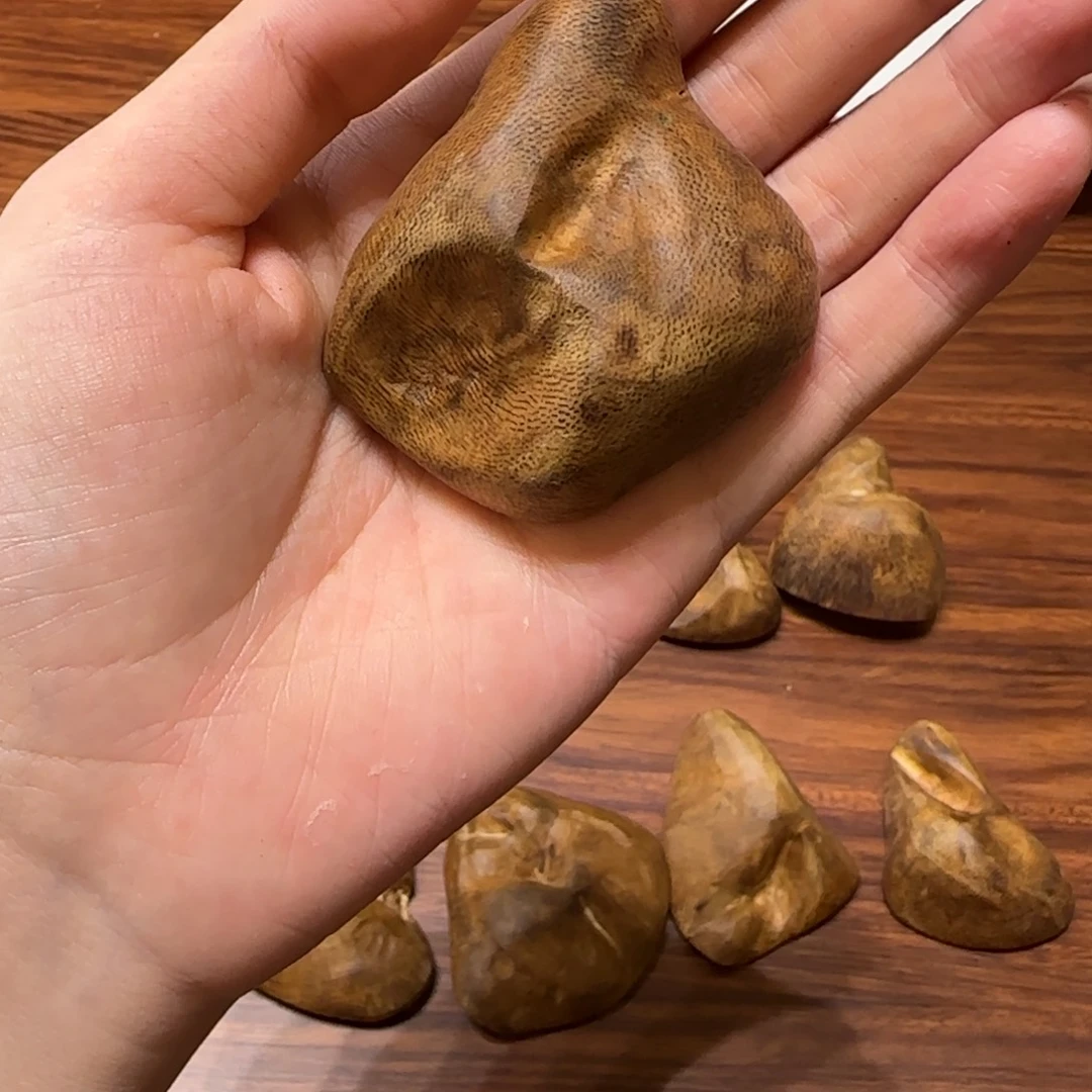 重***我沉香沉香碎屑海南小包头11.6克