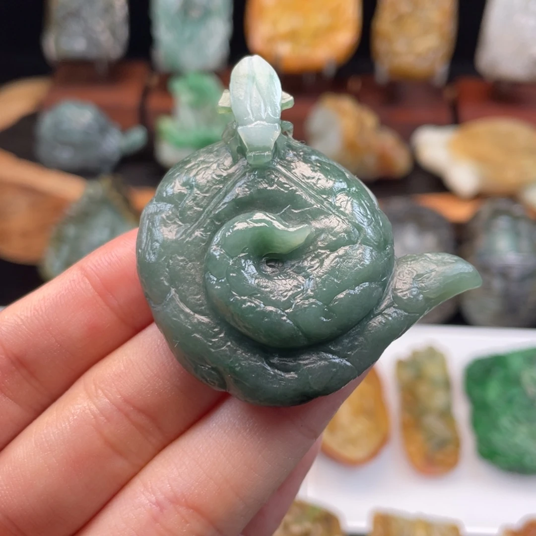 定制翡翠未镶嵌翡翠