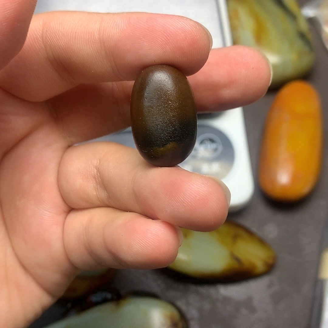 和田玉（糖玉）未镶嵌挂件