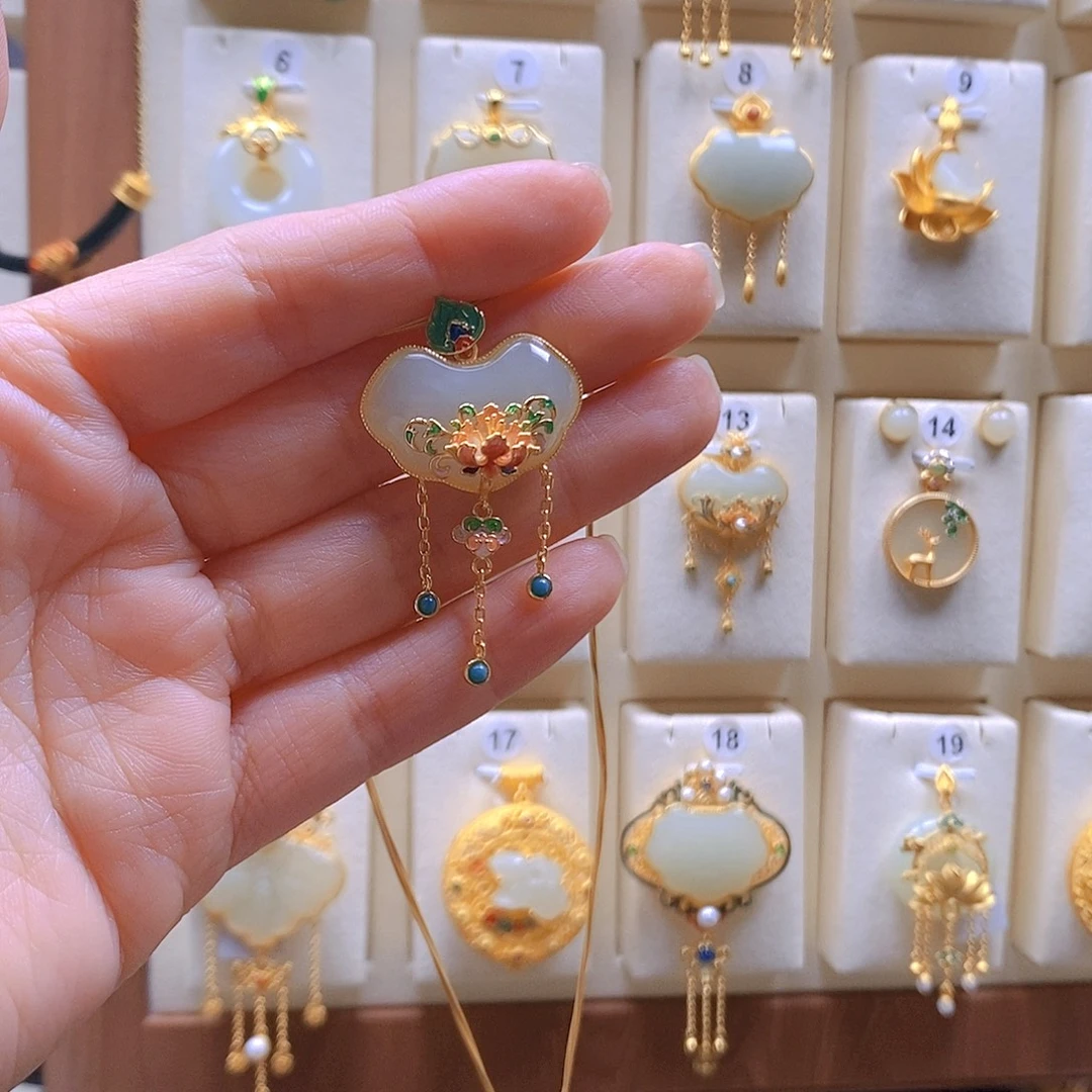 和田玉银S925镶嵌颈饰