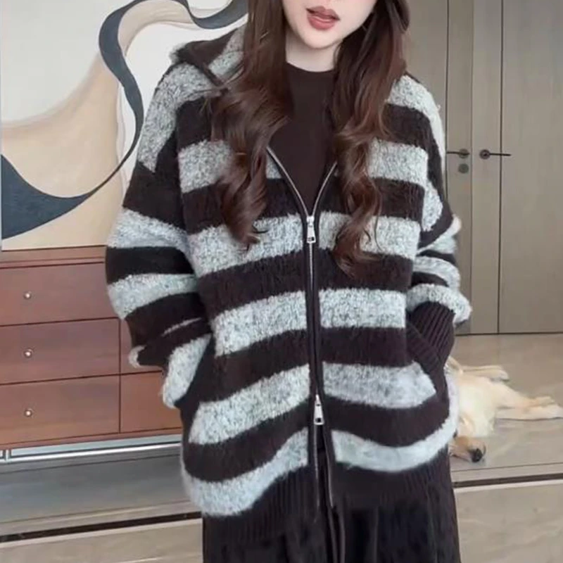 复古慵懒宽松双头拉链连帽口袋条纹毛衣外套女2025秋冬新款针织衫