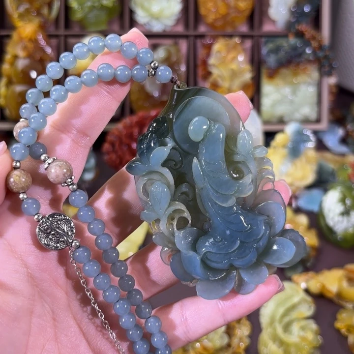 未镶嵌蛇纹石玉颈饰爱****精随机发