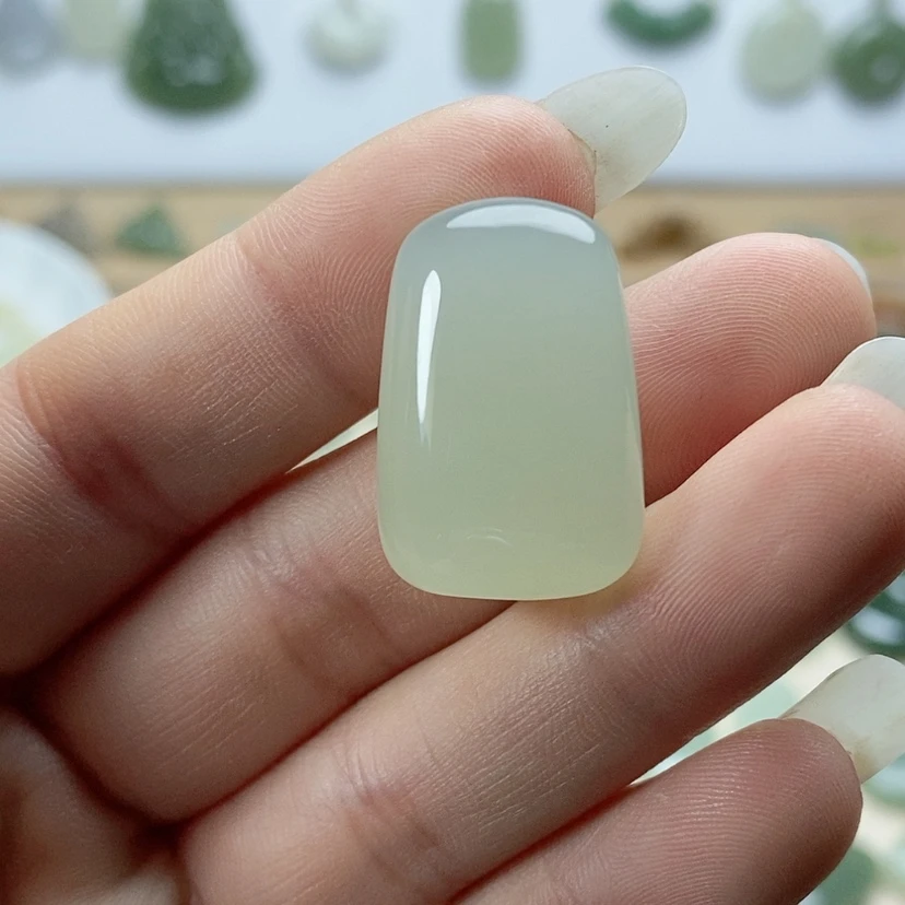 【闪购商品】颈饰未镶嵌和田玉