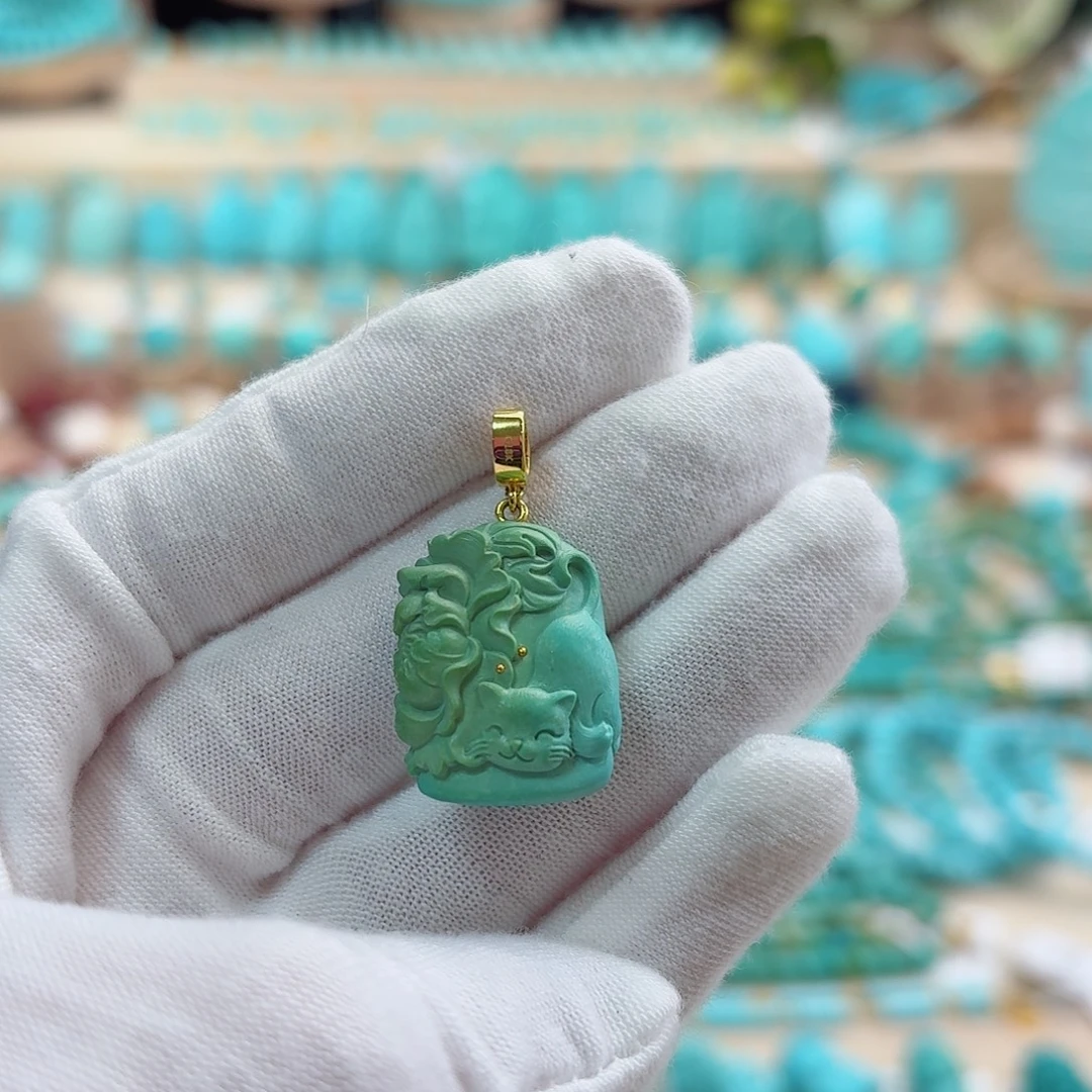 绿松石未镶嵌珠宝奇石