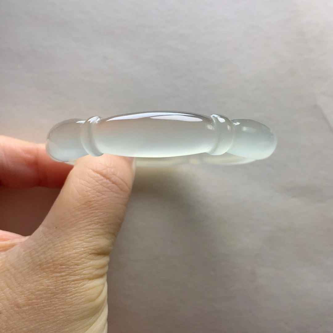 玛瑙/玉髓手镯未镶嵌54