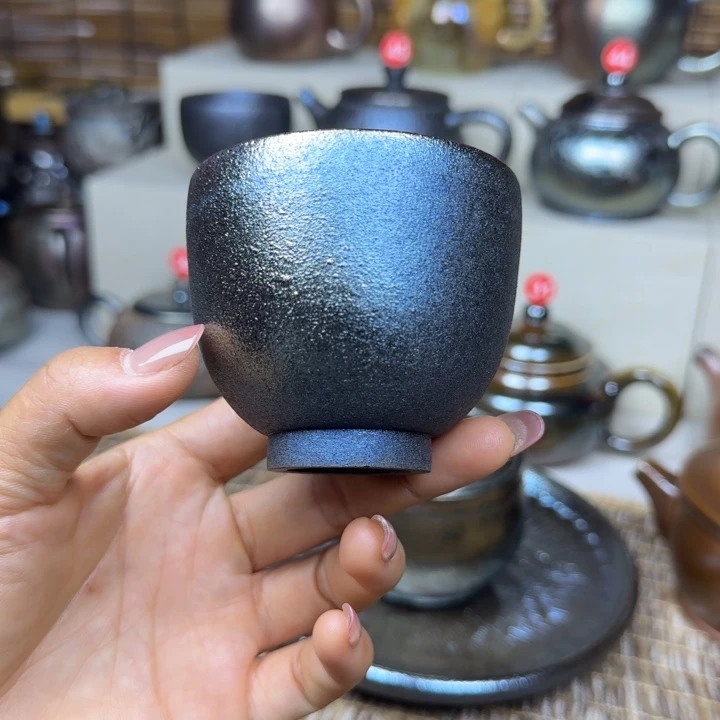 云南建水紫陶柴烧壶