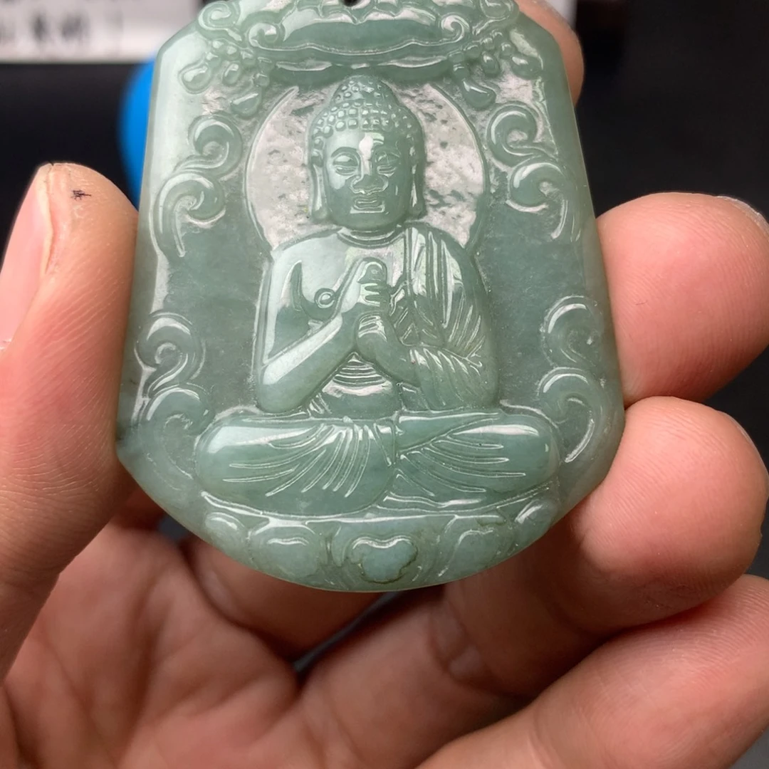 翡翠未镶嵌颈饰翡翠首饰和翡翠珠宝