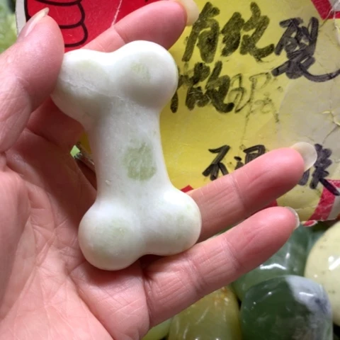 蛇纹石玉未镶嵌手把件