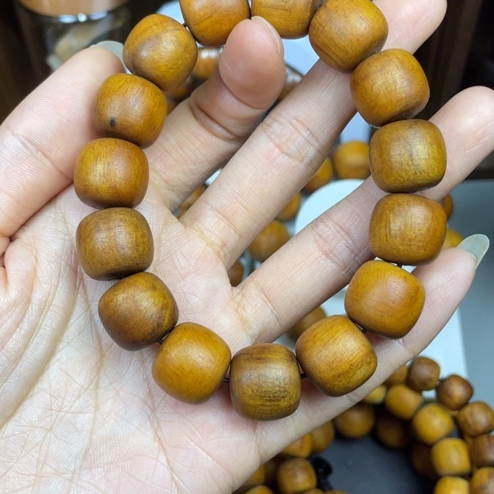 贡木手串/手链笑****4手串